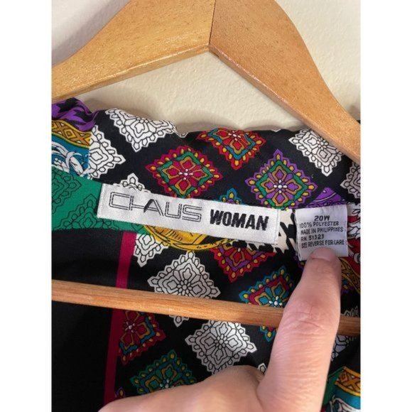 CHAUS Woman Plus Size Bold Geometric Multi Prints Button Blouse - Picture 3 of 6